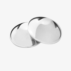 Silverette, infirmière au chapeau argenté